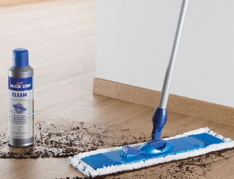 how to use microfiber flat mop