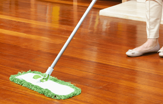 clean laminate floors