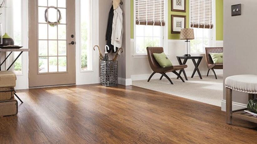 How to Clean Laminate Floors Without Streaking
