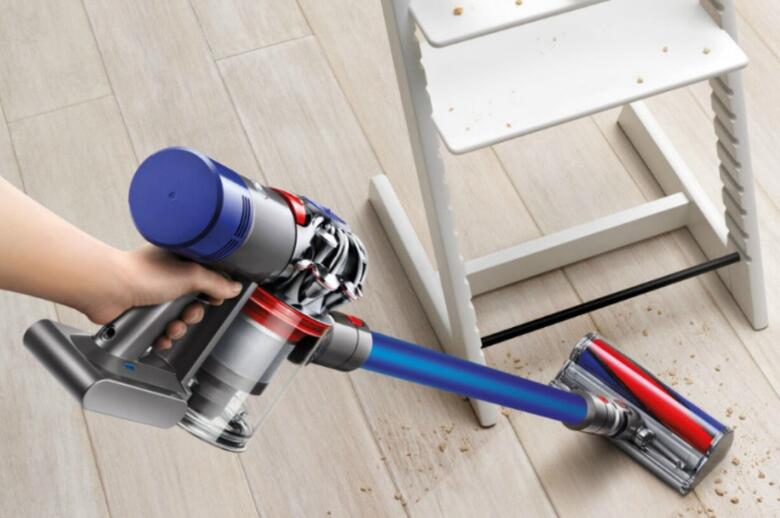 can you use vacuum in hardwood floors