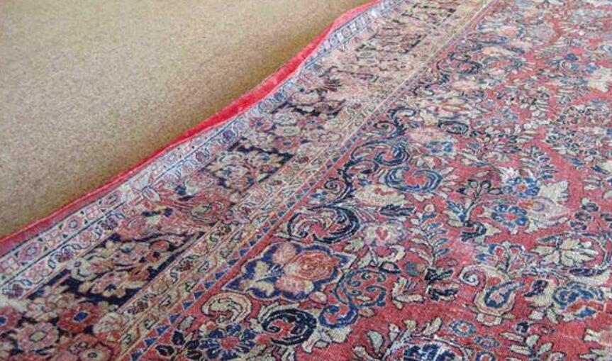 How to Remove Creases from Rugs with a Steam Mop